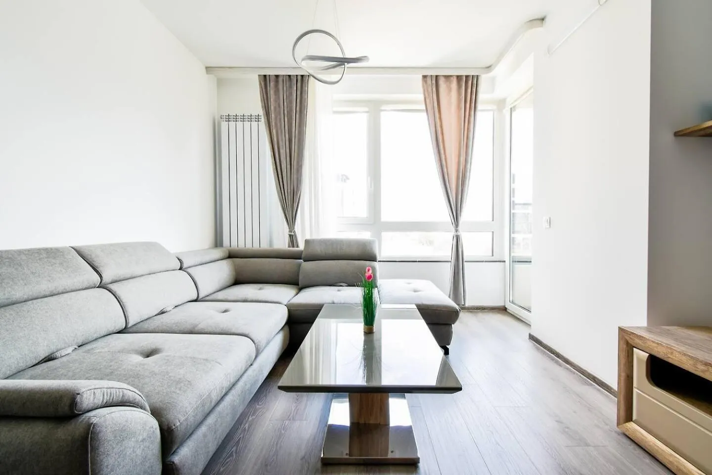 Nomad Friendly Modern Complex Next To Metro Apartment Sofia